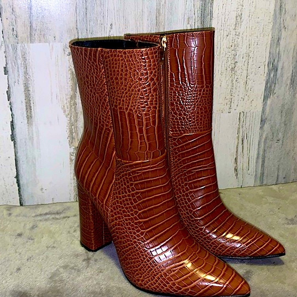 Lulus croc embossed GORGEOUS above ankle boots/booties NWOT! - Picture 1 of 8